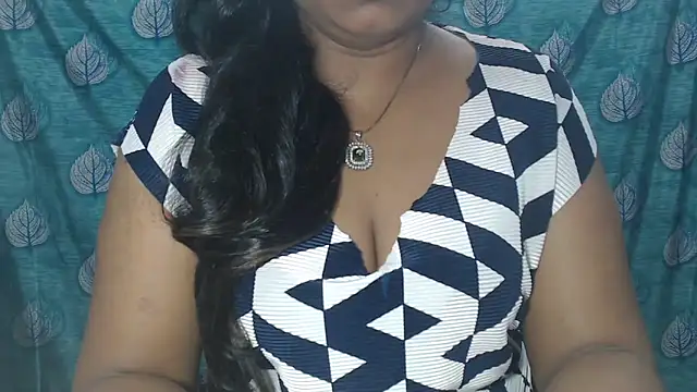 Sophia your online show from 02/20/25, 04:39
