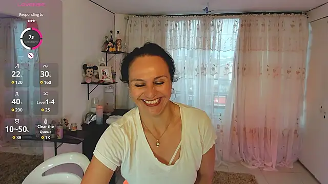 lollita 23  online show from 03/10/25, 10:34