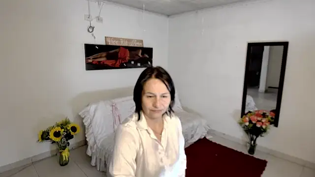 lollita 23  online show from 07/26/26, 05:20