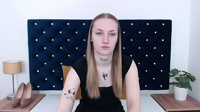 AlexaTease online show from 12/20/24, 02:05