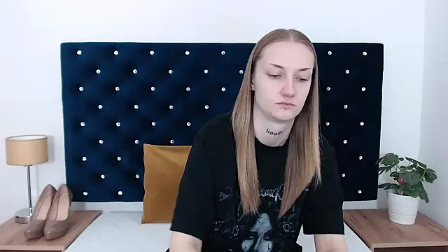 AlexaTease online show from 12/27/24, 12:45