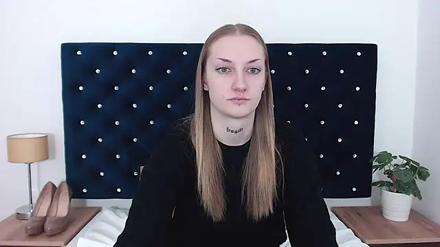 AlexaTease online show from 12/28/24, 02:21