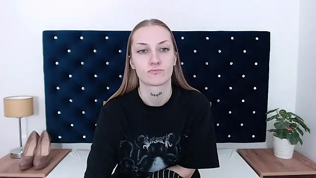 AlexaTease online show from 01/06/25, 03:08