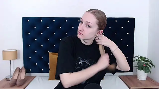 AlexaTease online show from 01/14/25, 12:35