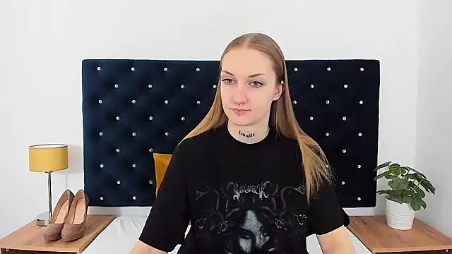 AlexaTease online show from 02/06/25, 11:43