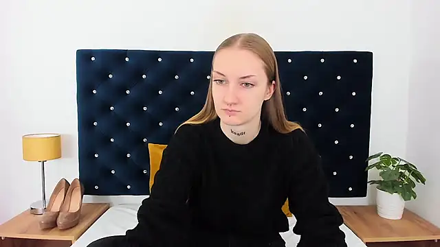 AlexaTease online show from 02/14/25, 11:31