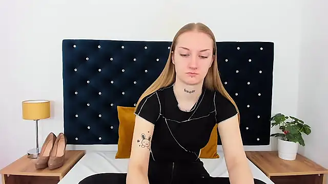 AlexaTease online show from 03/04/25, 12:12