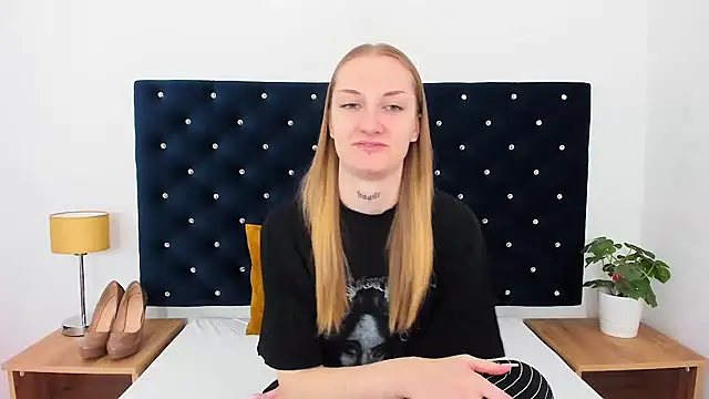 AlexaTease online show from 03/10/25, 12:15