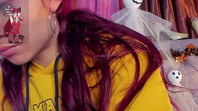  Scarlett 01 online show from 10/19/25, 01:34