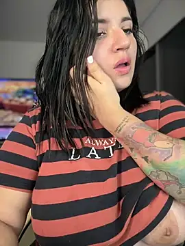 horny roomiess online show from 12/15/24, 12:18
