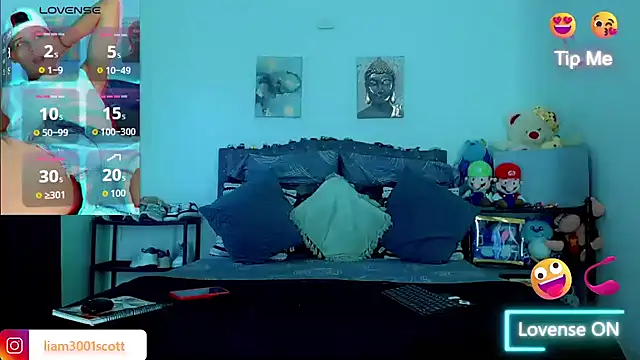 Liamscott  online show from 11/26/25, 07:15