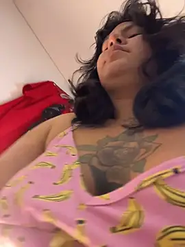 JulianaCastillo online show from 07/26/26, 10:22