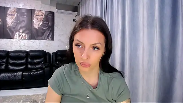 stayhere online show from 11/04/25, 08:41