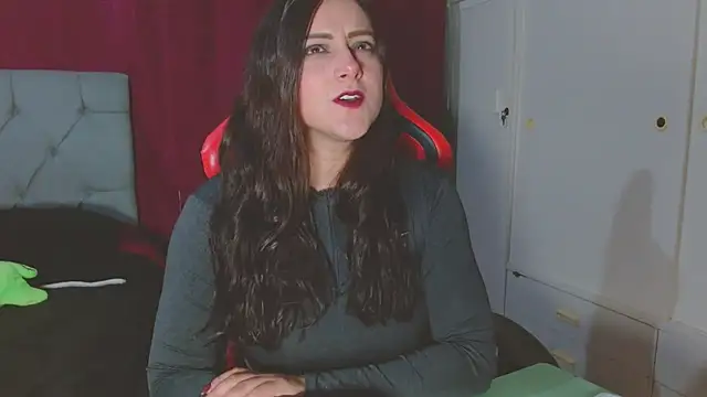 Noamartin  online show from 10/09/25, 01:25