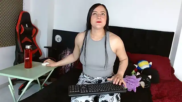 Noamartin  online show from 06/12/26, 03:16