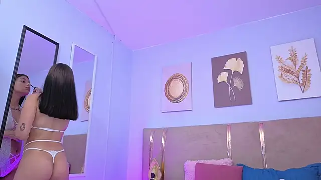 sarah cruzz  online show from 11/22/25, 11:37