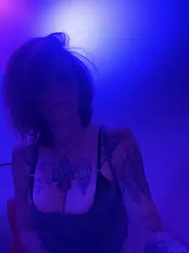 renegade vyxxen online show from 02/12/25, 11:40