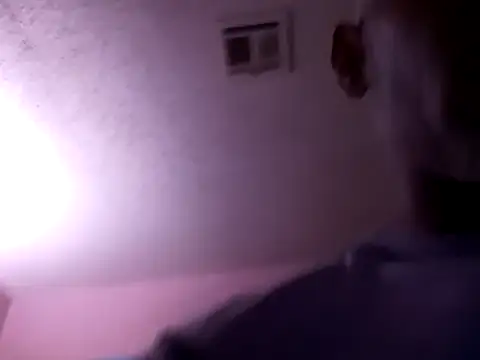 Snapshot of Blkstylion chatting on 12/02/25, 12:27 Blkstylion online show from 12/02/25, 12:27