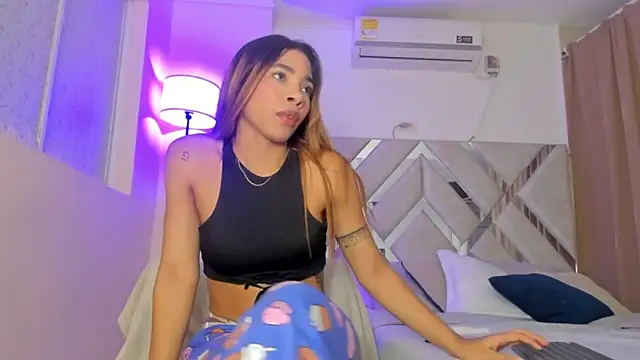 Mari Mendoza online show from 06/06/26, 04:44