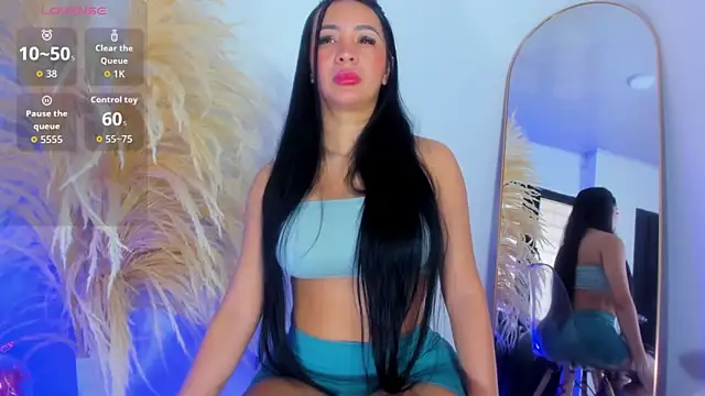 Snapshot of greicyass chatting on 10/23/25, 02:49 greicyass online show from 10/23/25, 02:49