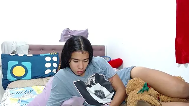 CleoAndAshley online show from 12/24/24, 12:55