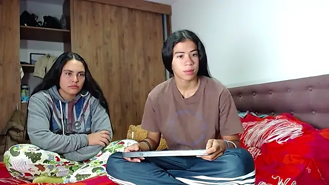 CleoAndAshley online show from 02/15/25, 10:10