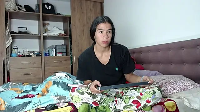 CleoAndAshley online show from 02/22/25, 09:15
