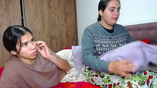CleoAndAshley online show from 03/09/25, 05:33