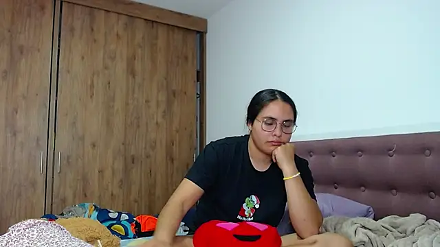 CleoAndAshley online show from 03/17/25, 12:41