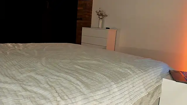 Snapshot of Rachel_Rey chatting on 10/29/25, 06:31 Rachel Rey online show from 10/29/25, 06:31