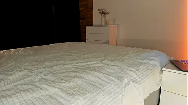 Snapshot of Rachel_Rey chatting on 11/03/25, 06:31 Rachel Rey online show from 11/03/25, 06:31