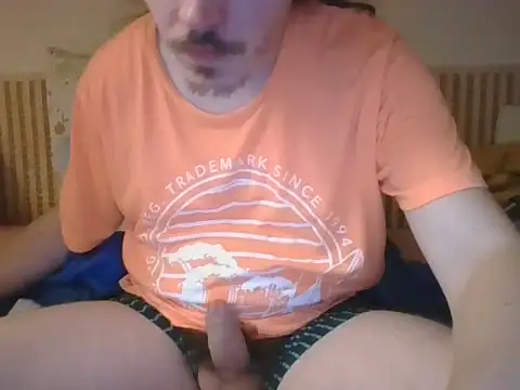 Snapshot of Davideksexy chatting on 02/19/26, 08:49 Davideksexy online show from 02/19/26, 08:49