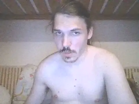 Snapshot of Davideksexy chatting on 05/27/26, 08:39 Davideksexy online show from 05/27/26, 08:39