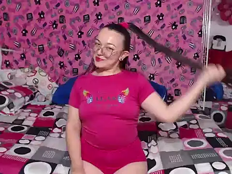 Angela 18honey online show from 06/11/26, 04:32