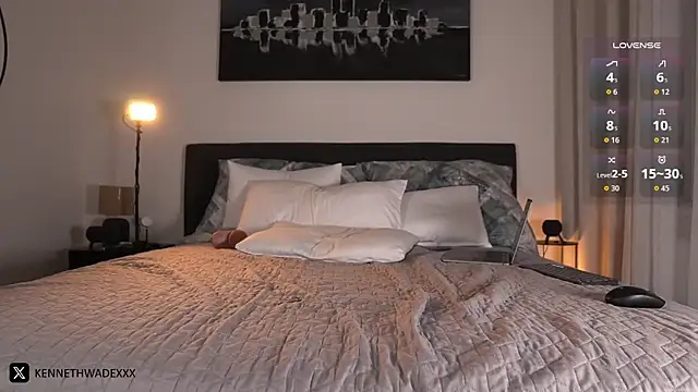 Snapshot of kennethwade chatting on 10/04/25, 09:13 kennethwade online show from 10/04/25, 09:13