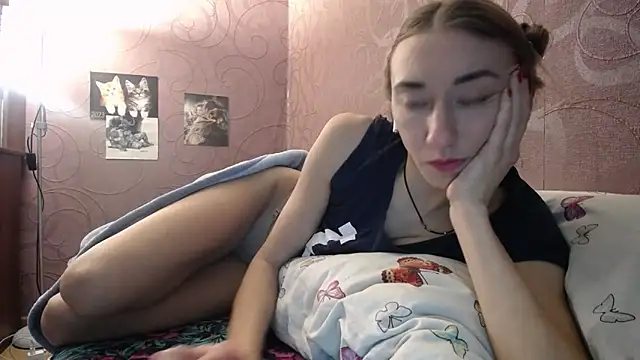 Snapshot of Fire__Foxx chatting on 12/06/24, 12:27 Fire Foxx online show from 12/06/24, 12:27