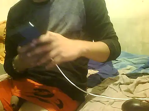 daniperalta online show from 12/17/25, 05:02