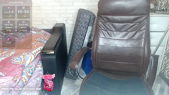 Olivialili online show from 10/06/25, 06:22