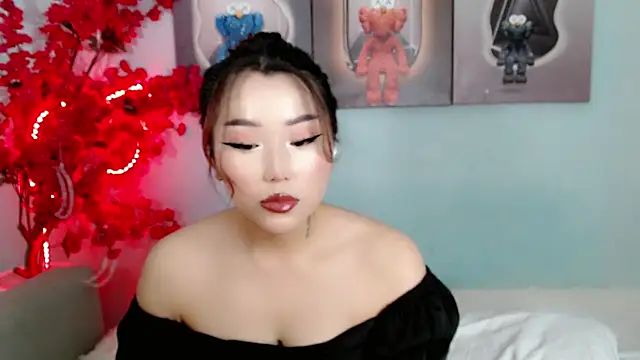 Snapshot of ichiben chatting on 02/19/26, 05:03 ichiben online show from 02/19/26, 05:03