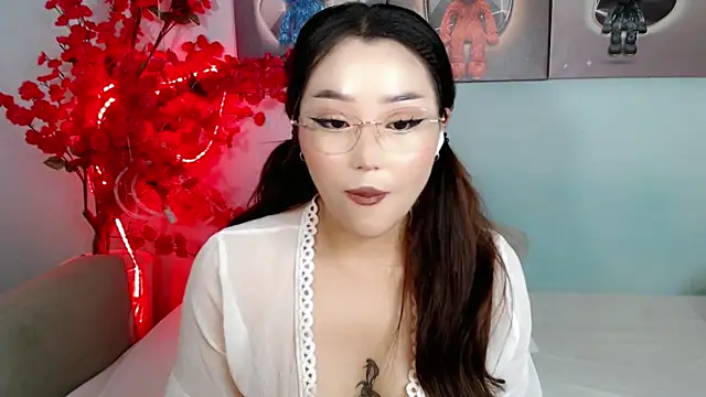 Snapshot of ichiben chatting on 05/28/26, 10:29 ichiben online show from 05/28/26, 10:29