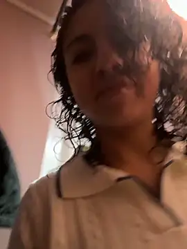 Amareto  online show from 10/16/25, 11:11