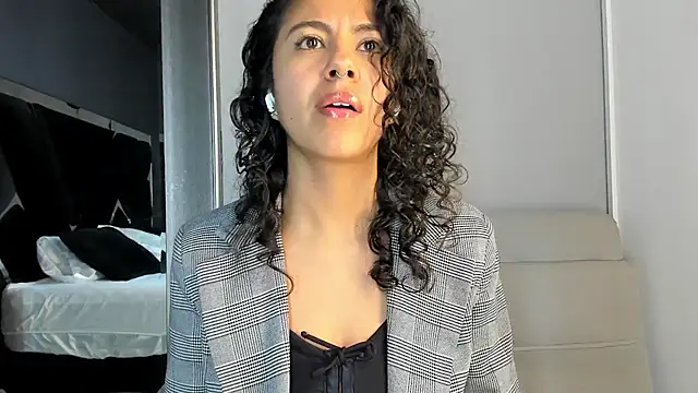 Amareto  online show from 06/27/26, 03:33
