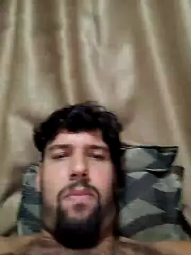 Snapshot of Luksmen chatting on 12/14/24, 11:12 Luksmen online show from 12/14/24, 11:12