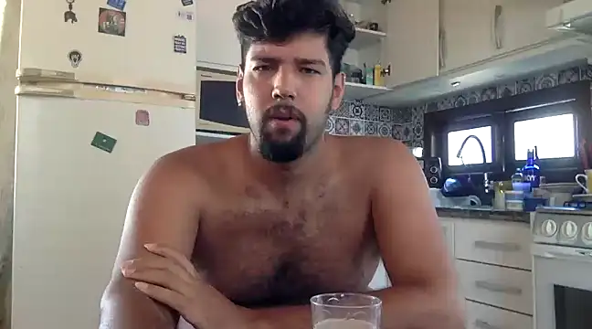 Snapshot of Luksmen chatting on 12/29/24, 02:42 Luksmen online show from 12/29/24, 02:42