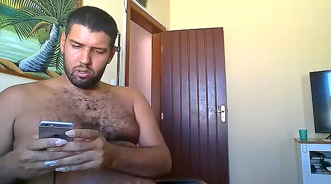 Snapshot of Luksmen chatting on 02/25/25, 04:10 Luksmen online show from 02/25/25, 04:10