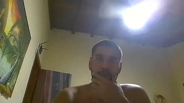 Snapshot of Luksmen chatting on 03/11/25, 10:42 Luksmen online show from 03/11/25, 10:42