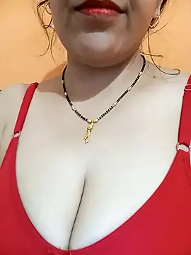 Hot-Shivani online show from 07/28/26, 05:58