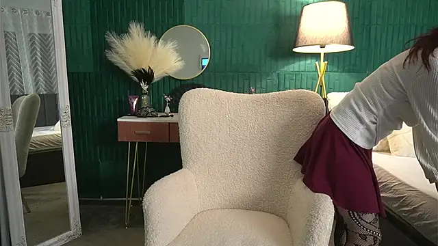 Snapshot of HaileyMoonn chatting on 02/20/26, 04:53 HaileyMoonn online show from 02/20/26, 04:53