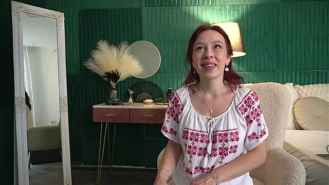 Snapshot of HaileyMoonn chatting on 07/08/26, 03:55 HaileyMoonn online show from 07/08/26, 03:55