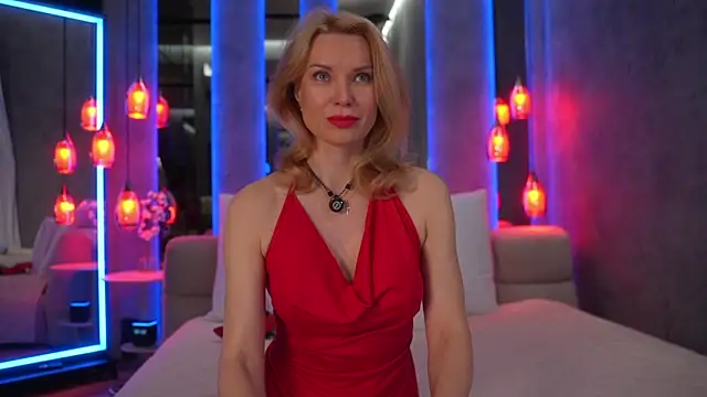 Snapshot of NovaMaria chatting on 05/15/26, 05:03 NovaMaria online show from 05/15/26, 05:03